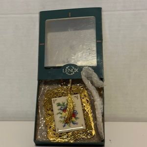 Lenox China Orchard Lemon Blue Ribbon Gold Frame Christmas Ornament